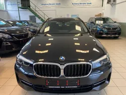 Black sapphire metallic Gebraucht 2022 BMW 520 Kombi | 35.490 € (Fairer Preis)