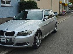 Silber Gebraucht 2010 BMW 320 Kombi | 5.000 € (Fairer Preis)
