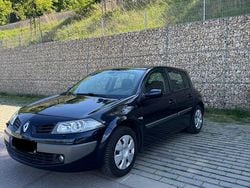 Blau Gebraucht 2008 Renault Mégane III Kleinwagen | 2.470 €