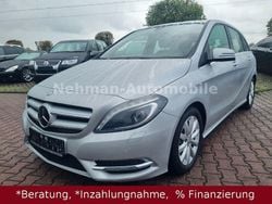 Silber Gebraucht 2014 Mercedes B180 Van / Kleinbus | 11.990 € (Fairer Preis)