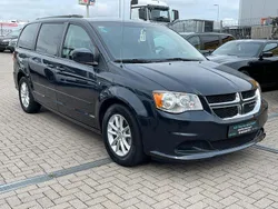 Grau Gebraucht 2014 Dodge Grand Caravan Van / Kleinbus | 13.900 € (Superpreis)