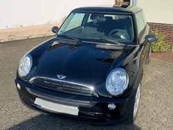 Schwarz Gebraucht 2004 Mini ONE Kleinwagen | 5.800 € (Fairer Preis)