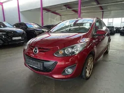 Rot Gebraucht 2011 Mazda 2 Inclusive Limousine | 2.849 € (Guter Preis)