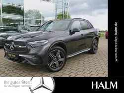 Grau Gebraucht 2024 Mercedes GLC300e SUV | 75.850 €