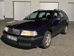 Andere farben Gebraucht 2004 Skoda Octavia Kombi | 1.600 € (Fairer Preis)