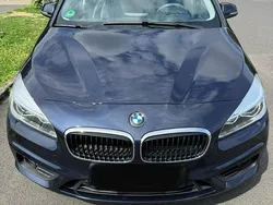 Blau Gebraucht 2017 BMW 220 Gran Tourer Van / Kleinbus | 16.990 € (Fairer Preis)