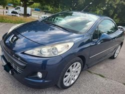 Blau Gebraucht 2012 Peugeot 207 CC Premium Cabrio | 2.980 € (Guter Preis)