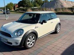 Andere farben Gebraucht 2010 Mini ONE Pepper Kleinwagen | 2.000 €