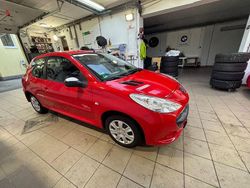 Rot Gebraucht 2012 Peugeot 206+ Sportium Kleinwagen | 2.380 € (Fairer Preis)