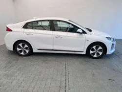 Weiß Gebraucht 2019 Hyundai Ioniq Premium Limousine | 14.990 € (Fairer Preis)
