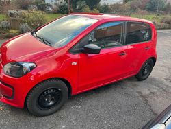 Rot Gebraucht 2014 VW up! take up! Kleinwagen | 2.650 € (Guter Preis)