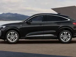 Mythosschwarz metallic Neu 2025 Audi Q5 Sportback S-Line SUV | 58.398 € (Superpreis)