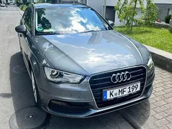 Grau Gebraucht 2014 Audi A3 Sportback S-Line Limousine | 15.700 € (Fairer Preis)