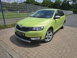 Grün Gebraucht 2016 Skoda Rapid ScoutLine Limousine | 9.990 € (Fairer Preis)