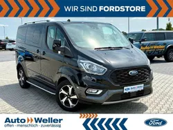 Obsidianschwarz Gebraucht 2023 Ford Tourneo Custom Active Van / Kleinbus | 47.490 € (Guter Preis)