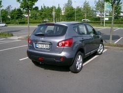 Blau metallic Gebraucht 2007 Nissan Qashqai Tekna SUV | 16.990 €