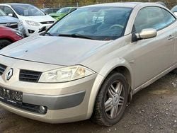 Gelb Gebraucht 2004 Renault Mégane Cabriolet Cabrio | 990 € (Superpreis)