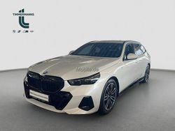 Weiß Gebraucht 2025 BMW 520 M Sport Kombi | 48.250 € (Guter Preis)