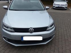 Silber Gebraucht 2012 VW Jetta Trendline Limousine | 4.190 € (Guter Preis)