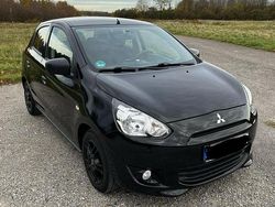 Schwarz Gebraucht 2014 Mitsubishi Space Star Kleinwagen | 5.500 € (Teuer)