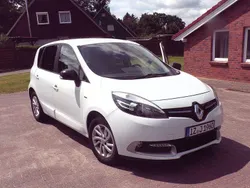Weiß Gebraucht 2015 Renault Scénic III LIMITED Van / Kleinbus | 5.500 € (Fairer Preis)