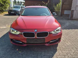 Rot Gebraucht 2012 BMW 320 Limousine | 7.800 € (Fairer Preis)