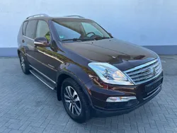 Braun Gebraucht 2014 Ssangyong Rexton Crystal SUV | 7.700 € (Guter Preis)