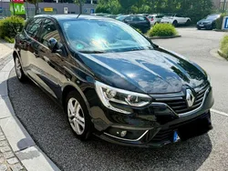 Schwarz Gebraucht 2016 Renault Mégane III Intens Limousine | 7.990 € (Fairer Preis)