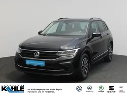 Schwarz) (schwarz Gebraucht 2021 VW Tiguan Life SUV | 28.890 € (Guter Preis)