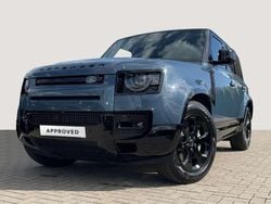Tasman blue Gebraucht 2025 Land Rover Defender SE Dynamic SUV | 89.999 € (Fairer Preis)