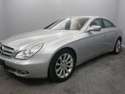 Silber Gebraucht 2009 Mercedes CLS280 Limousine | 7.499 €