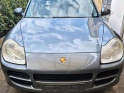 Grau Gebraucht 2005 Porsche Cayenne SUV | 4.990 €