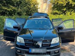 Schwarz Gebraucht 2005 Mitsubishi Outlander SUV | 4.350 € (Fairer Preis)