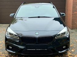 Schwarz Gebraucht 2017 BMW 220 Active Tourer Sport Line Van / Kleinbus | 13.999 € (Guter Preis)