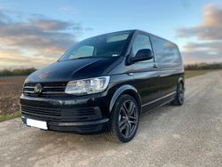 Schwarz Gebraucht 2016 VW Multivan Van | 32.900 € (Etwas zu teuer)