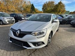 Silber Gebraucht 2016 Renault Mégane IV Experience Limousine | 6.499 € (Fairer Preis)