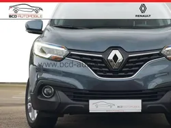 Grau Gebraucht 2017 Renault Kadjar Experience SUV | 13.590 € (Fairer Preis)