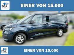 Blau metallic Gebraucht 2024 VW Multivan Van | 61.120 €