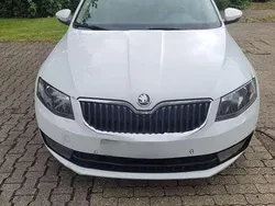 Gebraucht 2014 Skoda Octavia Ambition Kombi | 6.000 € (Fairer Preis)