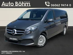 Grau(metallic) Gebraucht 2022 Mercedes V250 Van / Kleinbus | 49.330 € (Superpreis)