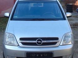 Silber Gebraucht 2004 Opel Meriva Van / Kleinbus | 1.200 € (Superpreis)