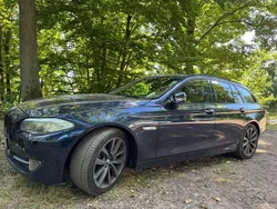 Blau Gebraucht 2010 BMW 530 Sport Line Kombi | 8.500 € (Fairer Preis)