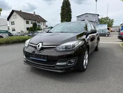 Braun Gebraucht 2014 Renault Mégane III Dynamique Limousine | 5.700 € (Guter Preis)