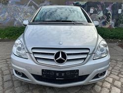 Silber Gebraucht 2008 Mercedes B200 Van / Kleinbus | 3.400 € (Guter Preis)