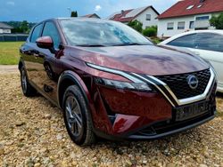Rot Gebraucht 2024 Nissan Qashqai SUV | 24.480 € (Superpreis)