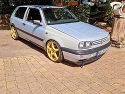 Silber Gebraucht 1995 VW Golf GTI Coupé | 2.000 €
