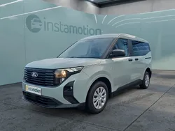 Grau Gebraucht 2024 Ford Tourneo Courier Trend Van / Kleinbus | 26.075 € (Guter Preis)