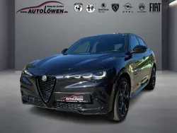 Nero vulcano Gebraucht 2023 Alfa Romeo Stelvio Competizione SUV | 43.450 € (Fairer Preis)