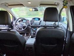 Schwarz Gebraucht 2015 Ford Kuga Individual SUV | 10.000 € (Fairer Preis)