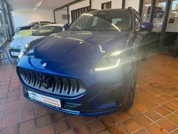Blau Neu 2025 Maserati Grecale Folgore SUV | 79.990 €